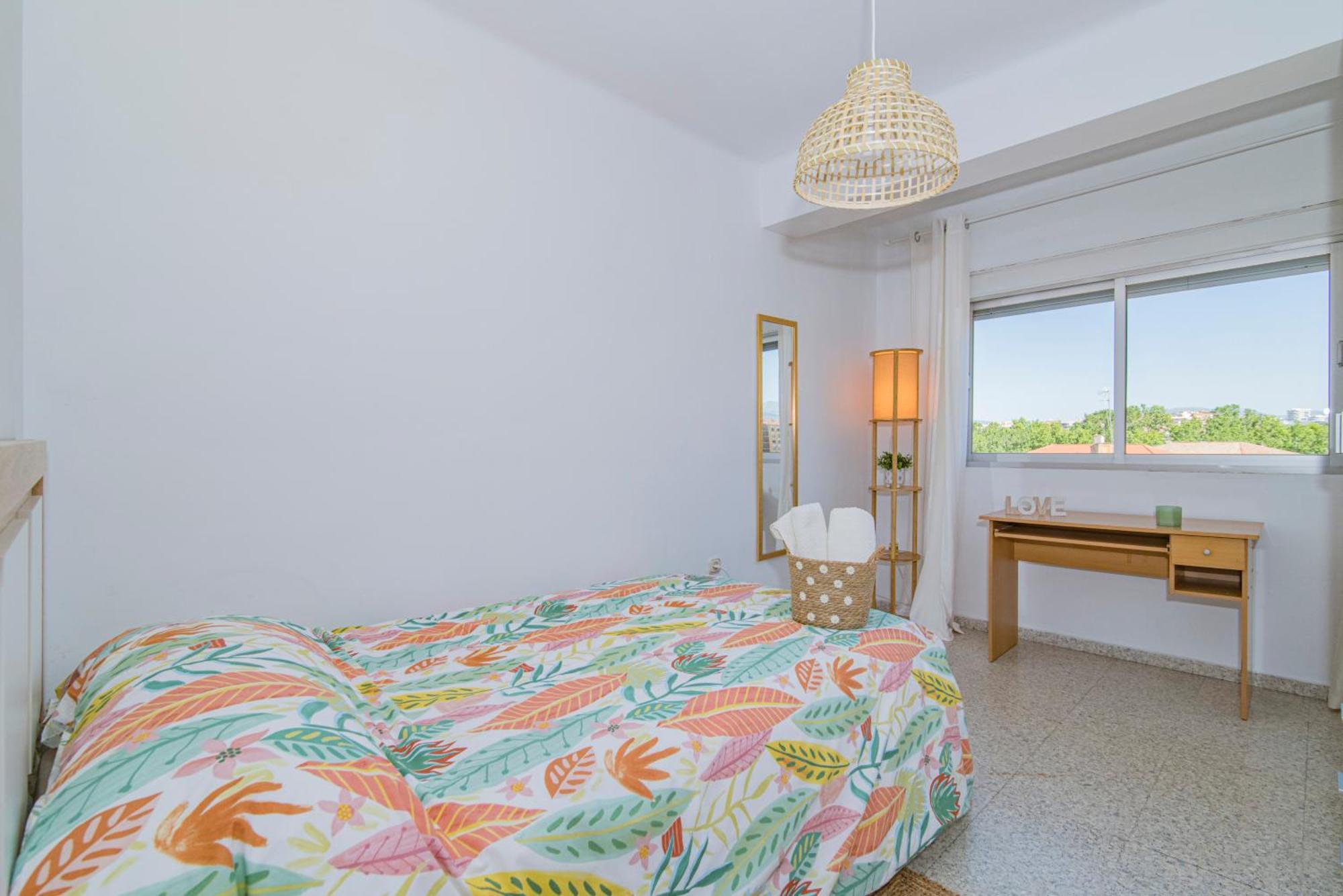 Delfin Retreat Con Terraza Junto A Parada De Metro กรานาดา ภายนอก รูปภาพ